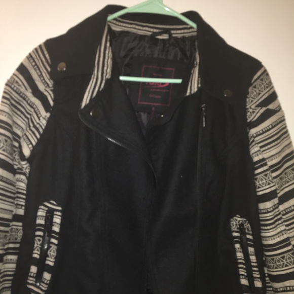 Super cute-stylish jacket - Picture 3 of 6